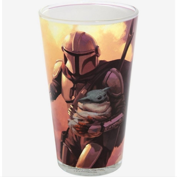 Four Piece Star Wars The Mandalorian Mando & Grogu Art Pint Glass - Picture 3 of 9